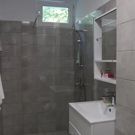 Апартаменти Luxury / M Romancierilor *