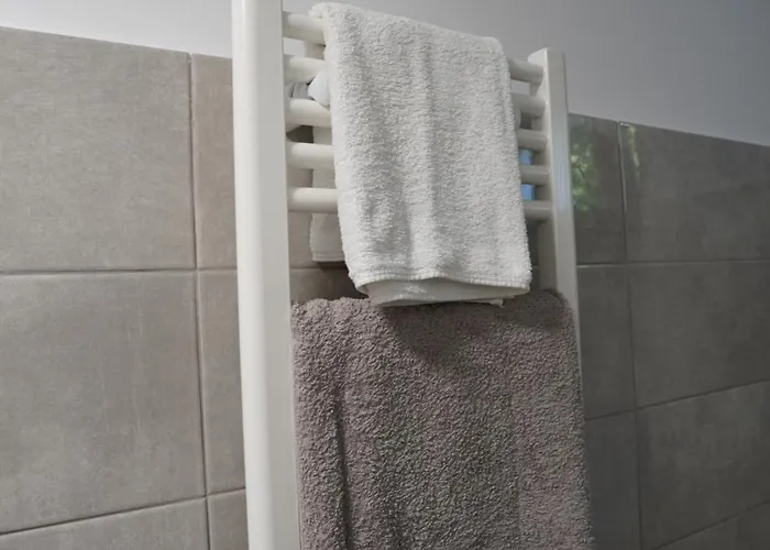 Luxury / M Romancierilor *